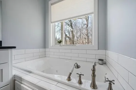 5201 Colonial Court NE Alexandria MN 56308
