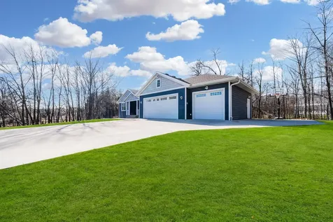 5201 Colonial Court NE Alexandria MN 56308