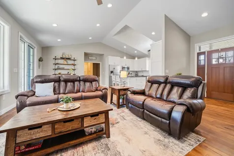 5201 Colonial Court NE Alexandria MN 56308