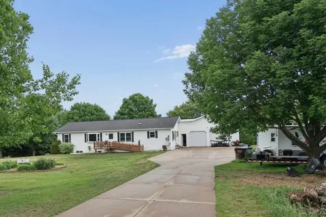 2048 Division Street E Buffalo MN 55313