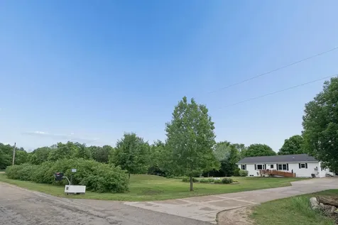 2048 Division Street E Buffalo MN 55313