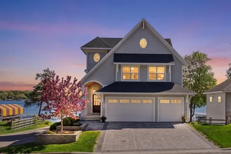 1748 Shorewood Lane Mound MN 55364