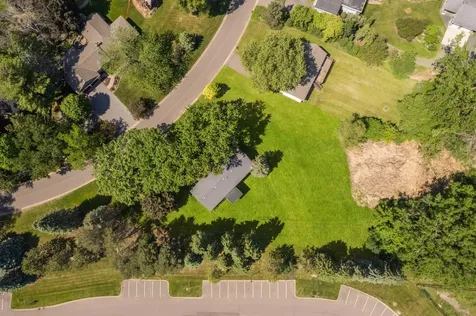 70 Kingsview Lane N Plymouth MN 55447