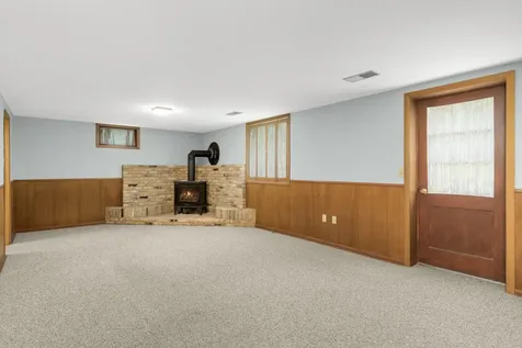 70 Kingsview Lane N Plymouth MN 55447