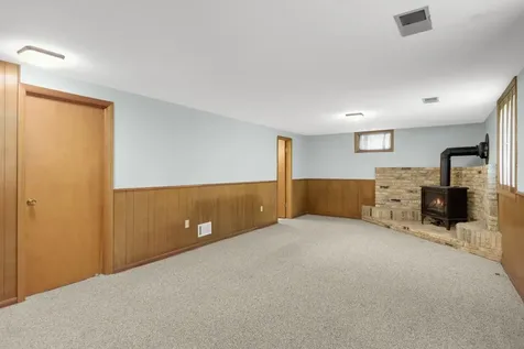 70 Kingsview Lane N Plymouth MN 55447