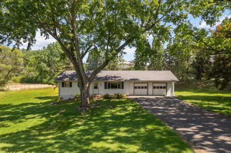 70 Kingsview Lane N Plymouth MN 55447