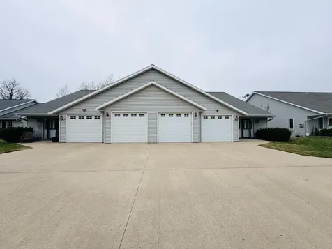 826 N Mckay Avenue NE Alexandria MN 56308