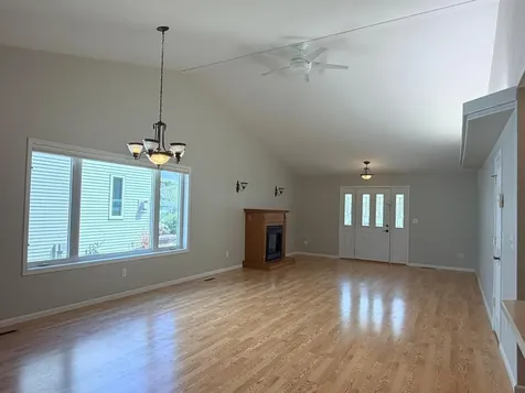 826 N Mckay Avenue NE Alexandria MN 56308