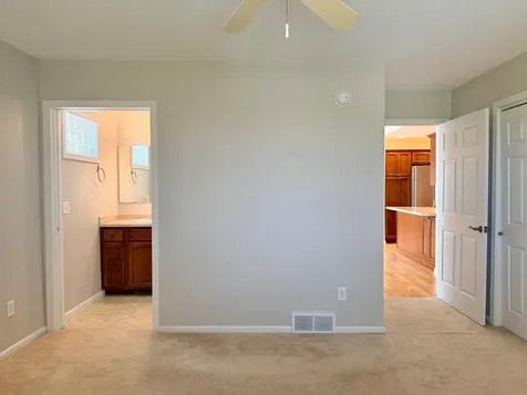 826 N Mckay Avenue NE Alexandria MN 56308