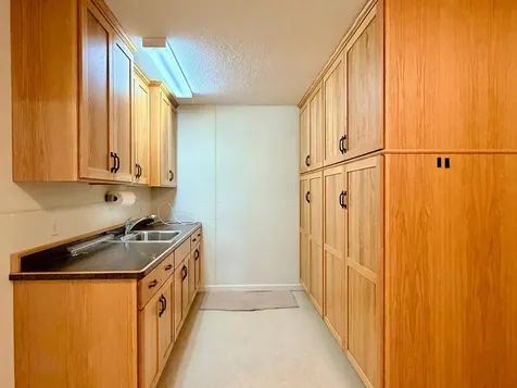 826 N Mckay Avenue NE Alexandria MN 56308