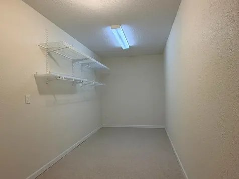 826 N Mckay Avenue NE Alexandria MN 56308
