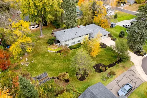 36 Western Terrace Golden Valley MN 55426