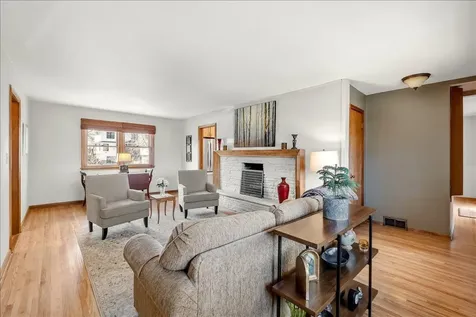 36 Western Terrace Golden Valley MN 55426