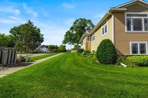 1329 S Oak Street Lake City MN 55041