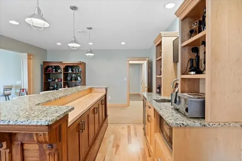 1329 S Oak Street Lake City MN 55041