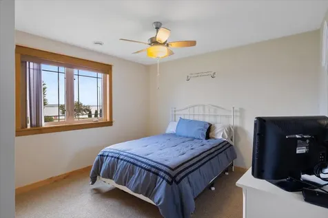 1329 S Oak Street Lake City MN 55041