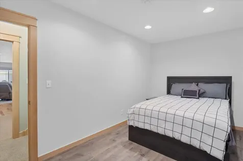 1329 S Oak Street Lake City MN 55041