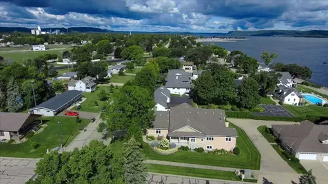 1329 S Oak Street Lake City MN 55041