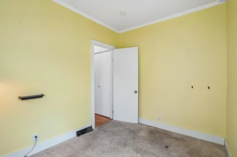 1694 Ivy Avenue E Saint Paul MN 55106