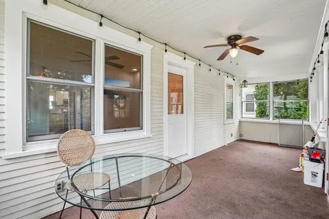 1694 Ivy Avenue E Saint Paul MN 55106