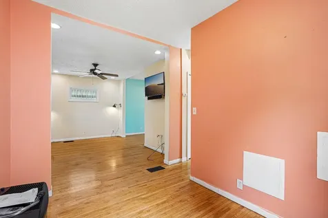 1694 Ivy Avenue E Saint Paul MN 55106
