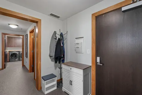 215 10th Avenue S Minneapolis MN 55415