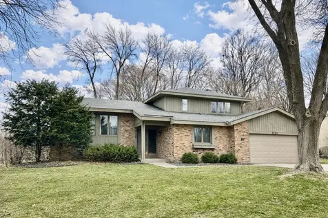 9130 Flyway Circle Eden Prairie MN 55347
