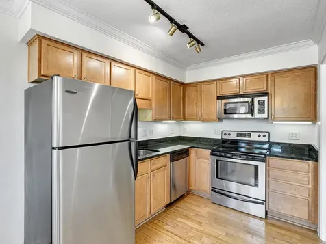 2727 W 43rd Street Minneapolis MN 55410