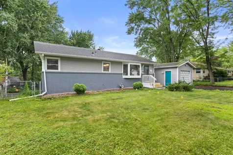 5306 Quebec Avenue N New Hope MN 55428
