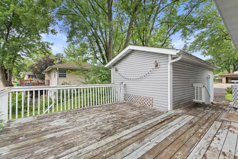 5306 Quebec Avenue N New Hope MN 55428