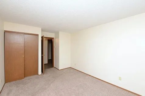 3211 15th Avenue S Fargo ND 58103