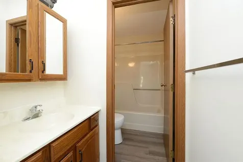 3211 15th Avenue S Fargo ND 58103