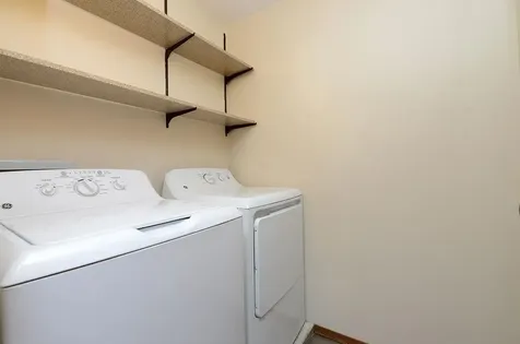 3211 15th Avenue S Fargo ND 58103