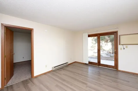 3211 15th Avenue S Fargo ND 58103