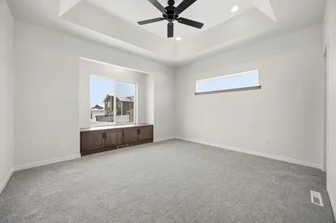 7494 Eagle Pointe Drive S Fargo ND 58104