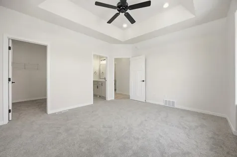 7494 Eagle Pointe Drive S Fargo ND 58104