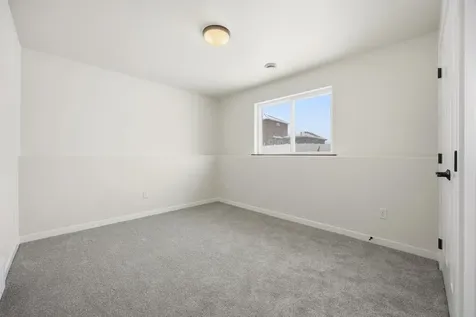 7494 Eagle Pointe Drive S Fargo ND 58104