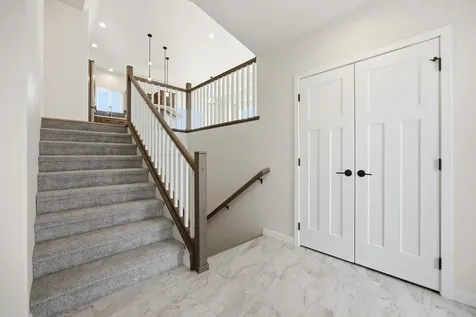 7494 Eagle Pointe Drive S Fargo ND 58104