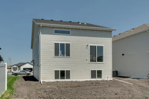 2517 36th Avenue S Moorhead MN 56560