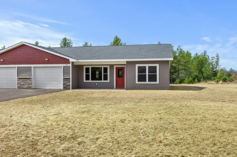 409 N Russell Street Grantsburg WI 54840