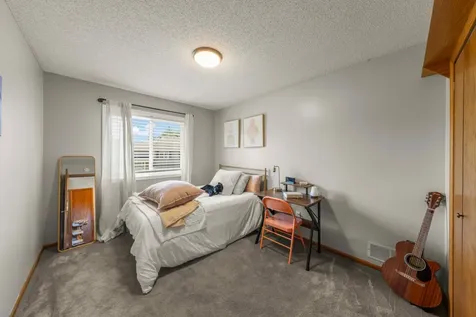 14808 Lower Endicott Way Apple Valley MN 55124