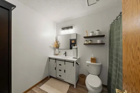 14808 Lower Endicott Way Apple Valley MN 55124