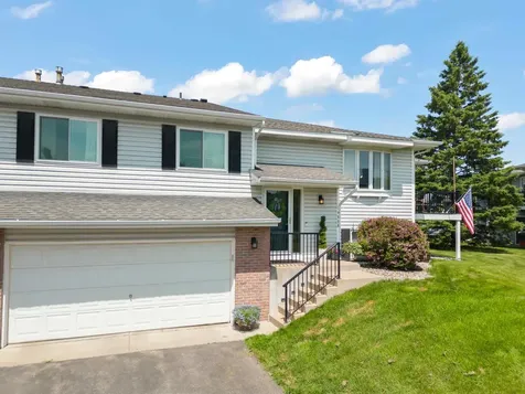 14808 Lower Endicott Way Apple Valley MN 55124