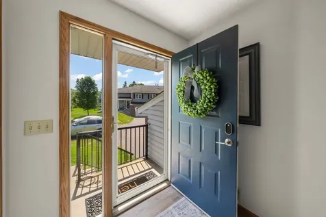14808 Lower Endicott Way Apple Valley MN 55124
