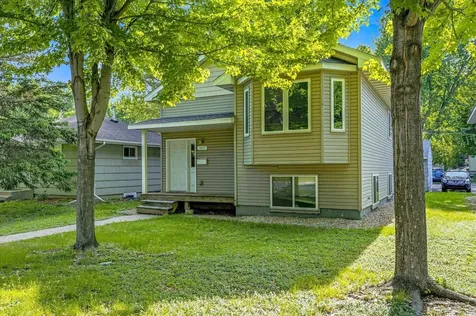 1077 26th Avenue SE Minneapolis MN 55414