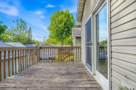 1077 26th Avenue SE Minneapolis MN 55414