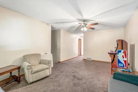 1077 26th Avenue SE Minneapolis MN 55414