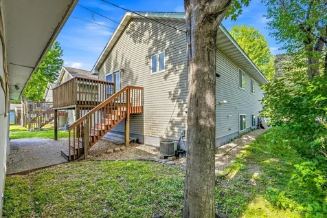 1077 26th Avenue SE Minneapolis MN 55414