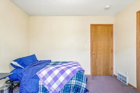 1077 26th Avenue SE Minneapolis MN 55414