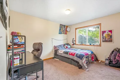 1077 26th Avenue SE Minneapolis MN 55414